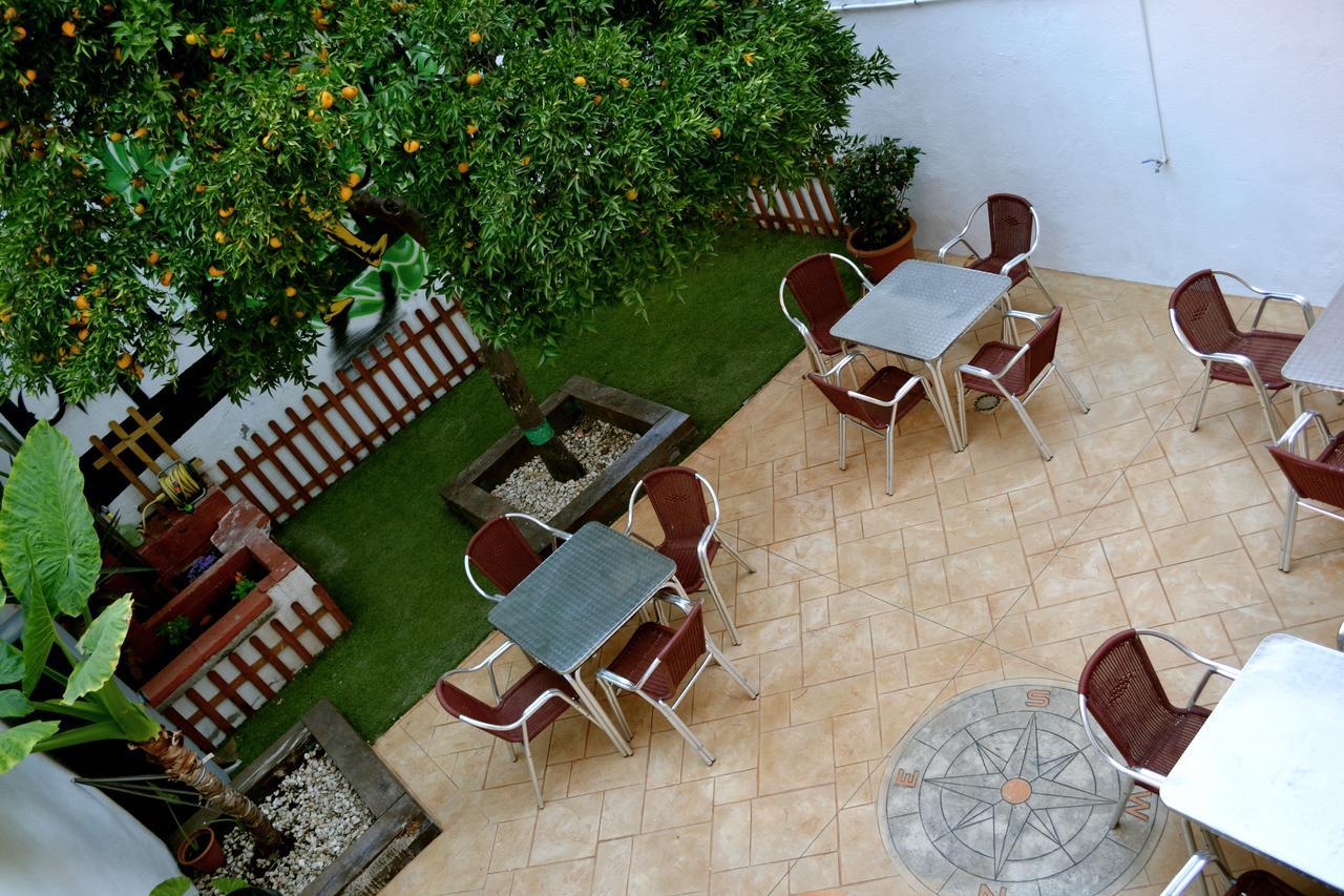 Tarragona Hostel Exterior photo